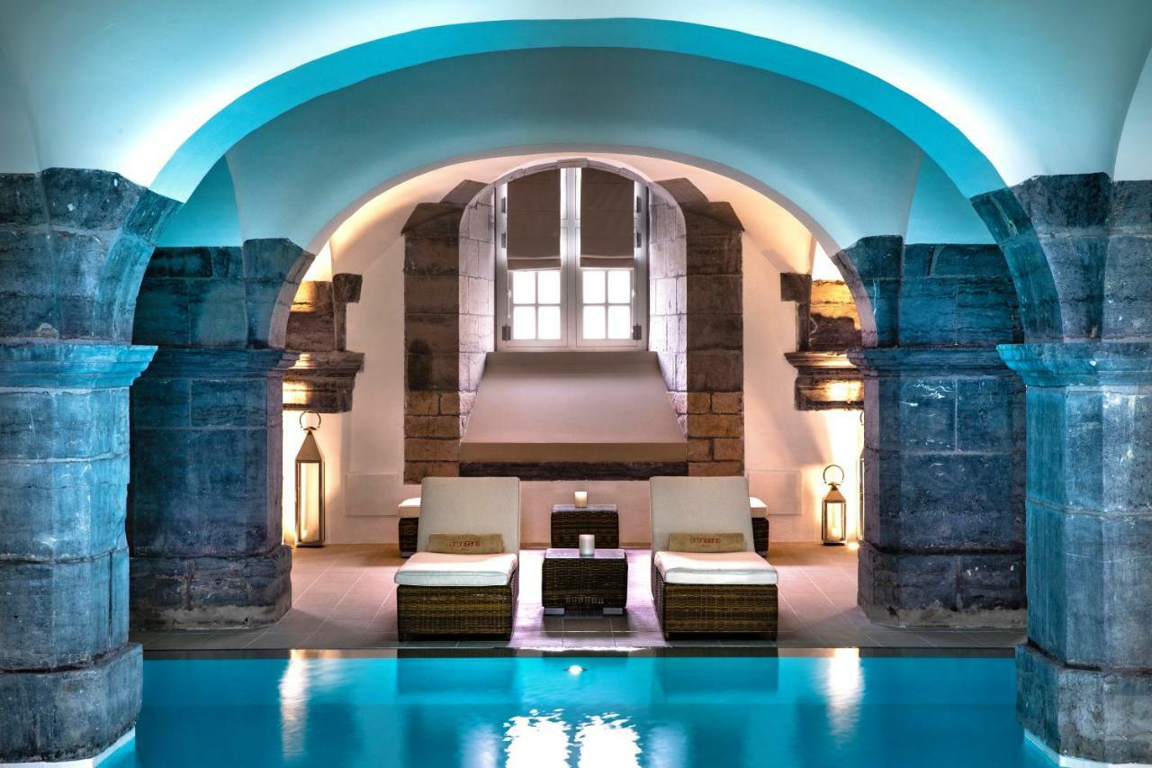 Royal Hainaut Spa & Resort Hotel Valenciennes Exteriör bild