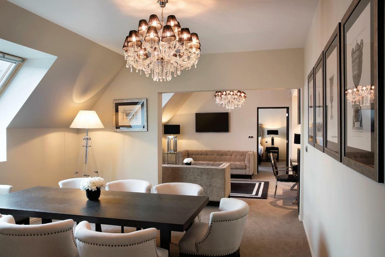 Royal Hainaut Spa & Resort Hotel Valenciennes Exteriör bild